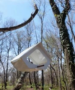 SHIFT Beekman Fly-Thru Bird Feeder